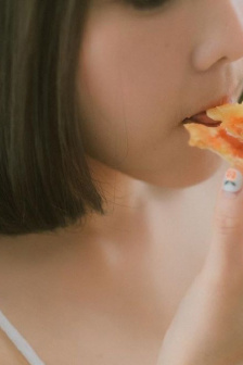 激情午夜视频